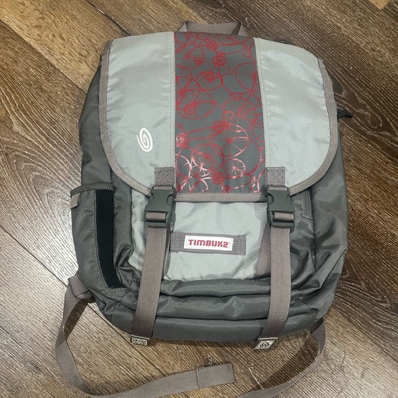 swig timbuk2 backpack unisex-adult Laptop An update to one of our best Timbuk2 Swig Daypack - Accessories